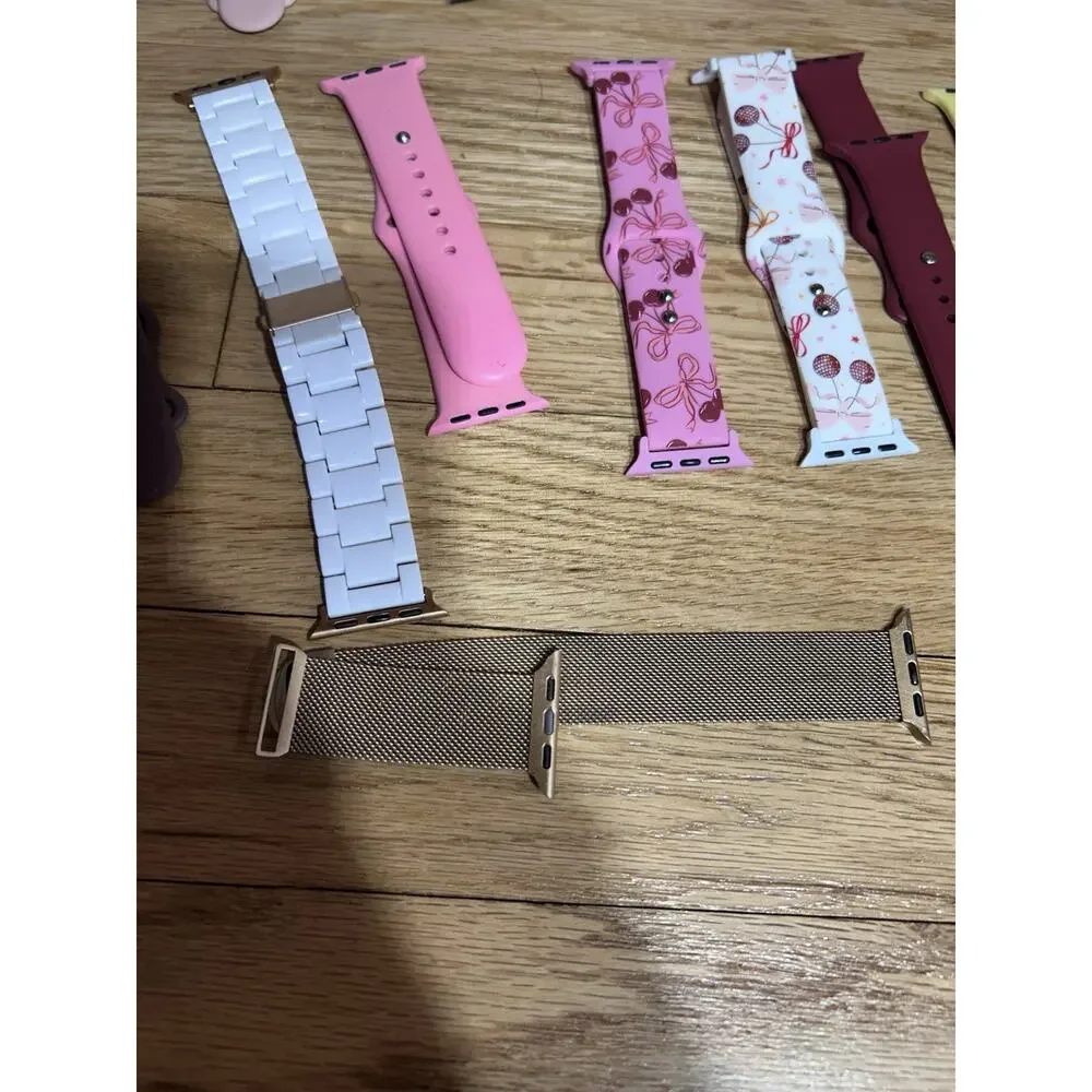 Lot Of 20 Apple SE Watch Bands W/ Screen Protectors